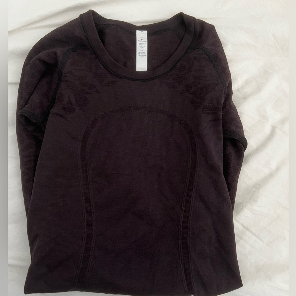 Lululemon swiftly tech long sleeve
